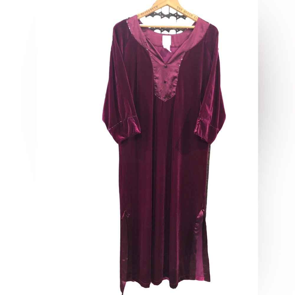 COPY - Stunning Vogue Designs Rich Burgundy Colour Size Large Dressing Gown 96%…